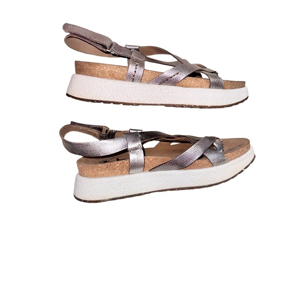 OTBT Springer metallic pewter sandals women’s shoes size 7.5 - Picture 12 of 17